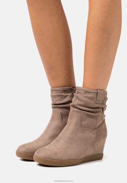 Z62T2063 Women Anna Field Winter Boot Wedge Ankle Boots Taupe