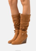 Z62T2252 Women Anna Field Wedge Boots Cognac