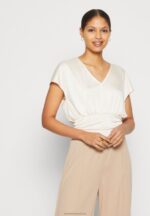 Z62T237 Women Anna Field Print T-Shirt Light Pink - Image 4