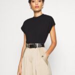 Z62T244 Women Anna Field Basic T-Shirt Black