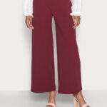 Z62T628 Women Anna Field Trousers Dark Red