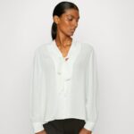 Z62T673 Women Anna Field Button-Down Blouse Off White