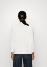 Z62T677 Women Anna Field Button-Down Blouse Off-White - Image 3