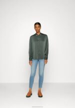 Z62T681 Women Anna Field Button-Down Blouse Olive - Image 2