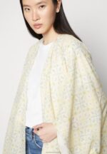 Z62T723 Women Anna Field Cape Yellow - Image 6