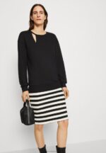 Z62T764 Women Anna Field Sweatshirt Black - Image 4